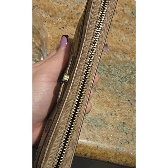 Authentic GG GUCCI Monogram Brown Canvas Leather Bow Zip Long Wallet - Picture 3 of 7